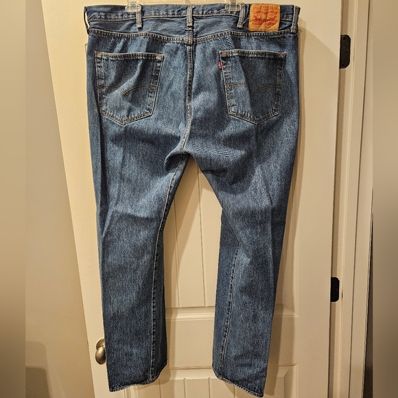 Levi 501 Button Fly Jeans - Picture 2 of 5